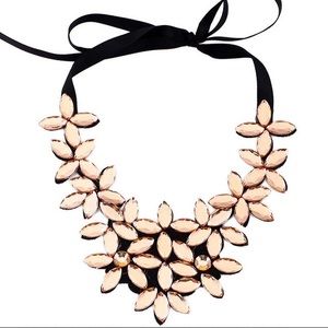 Flower ribbon necklace